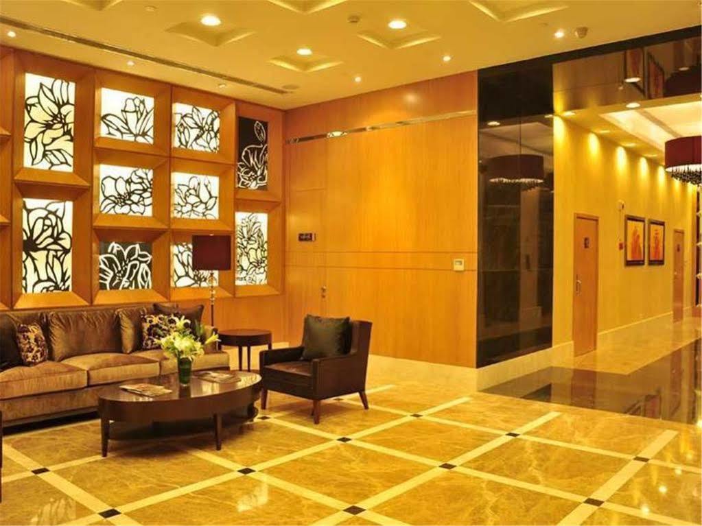 Oakwood Residence Шанхай Экстерьер фото